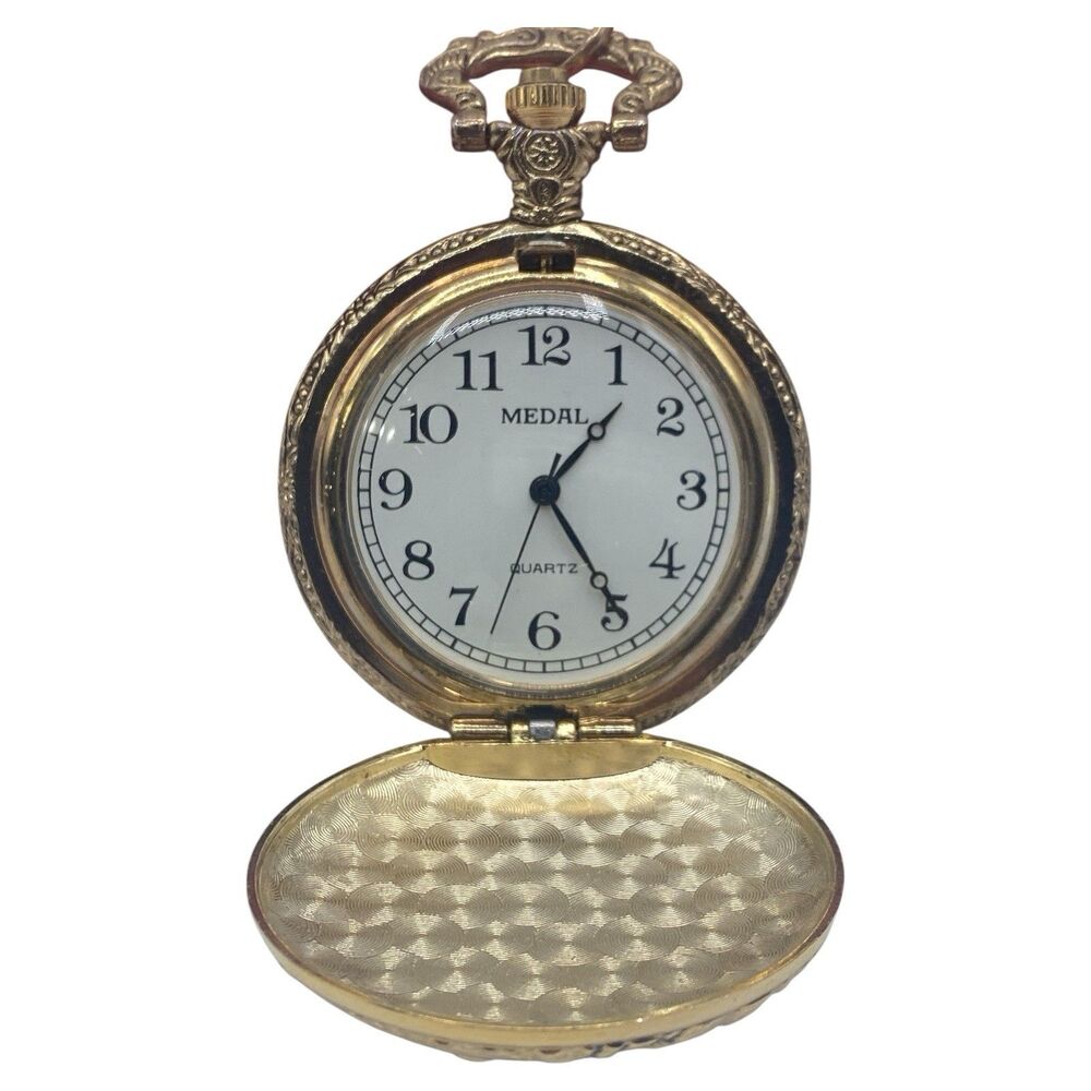 Vintage Medal Gold Tone Quartz Pocket Watch Hunting Scene New Battery